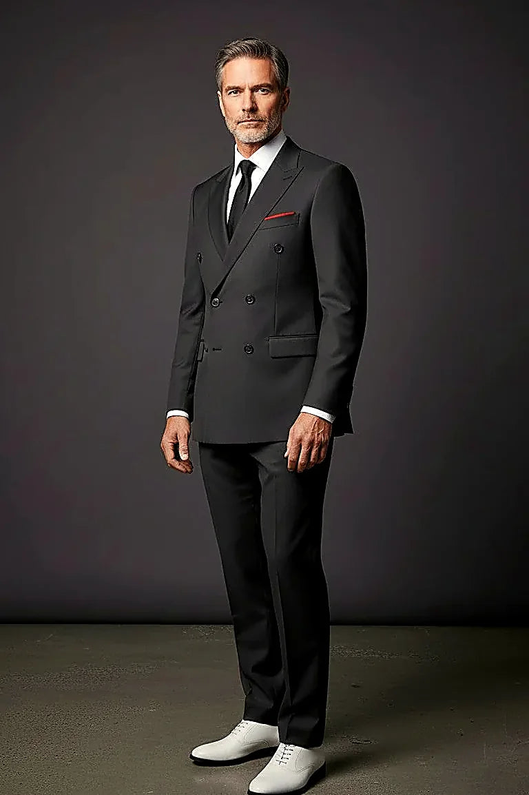 a slim double-breasted cut with a modern silhouette, on this slim Fit Double-Breasted Suit