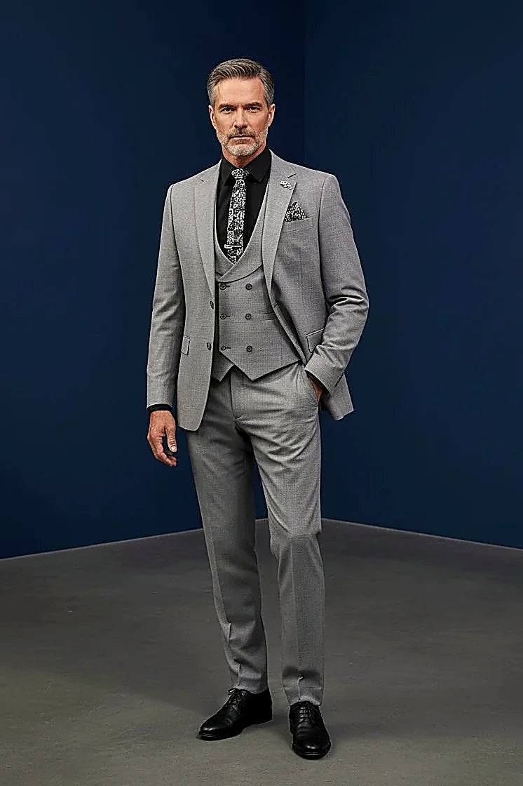 contrasting black lapels above a form-fitting vest, on this heather Gray Three-Piece Suit