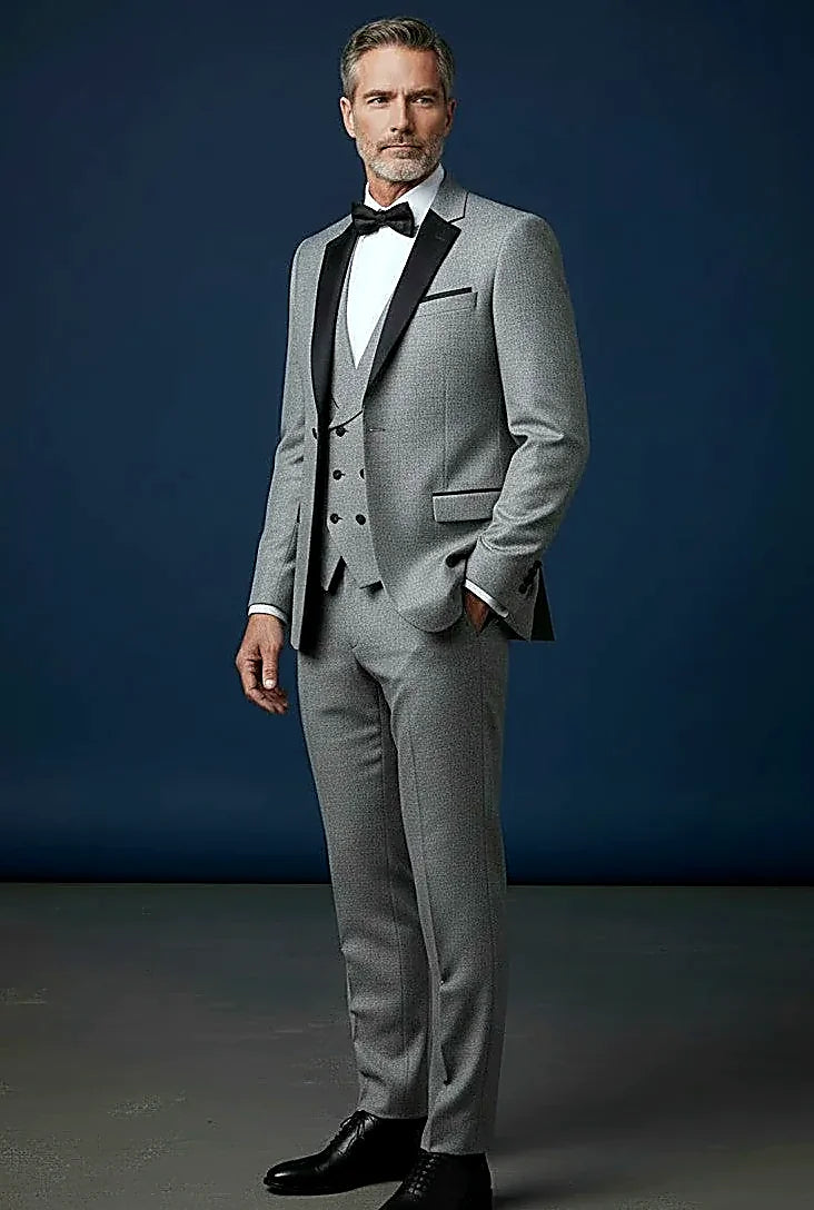 Two-Tone Three-Piece Suit — a smooth shawl lapel above a two-tone contrast body