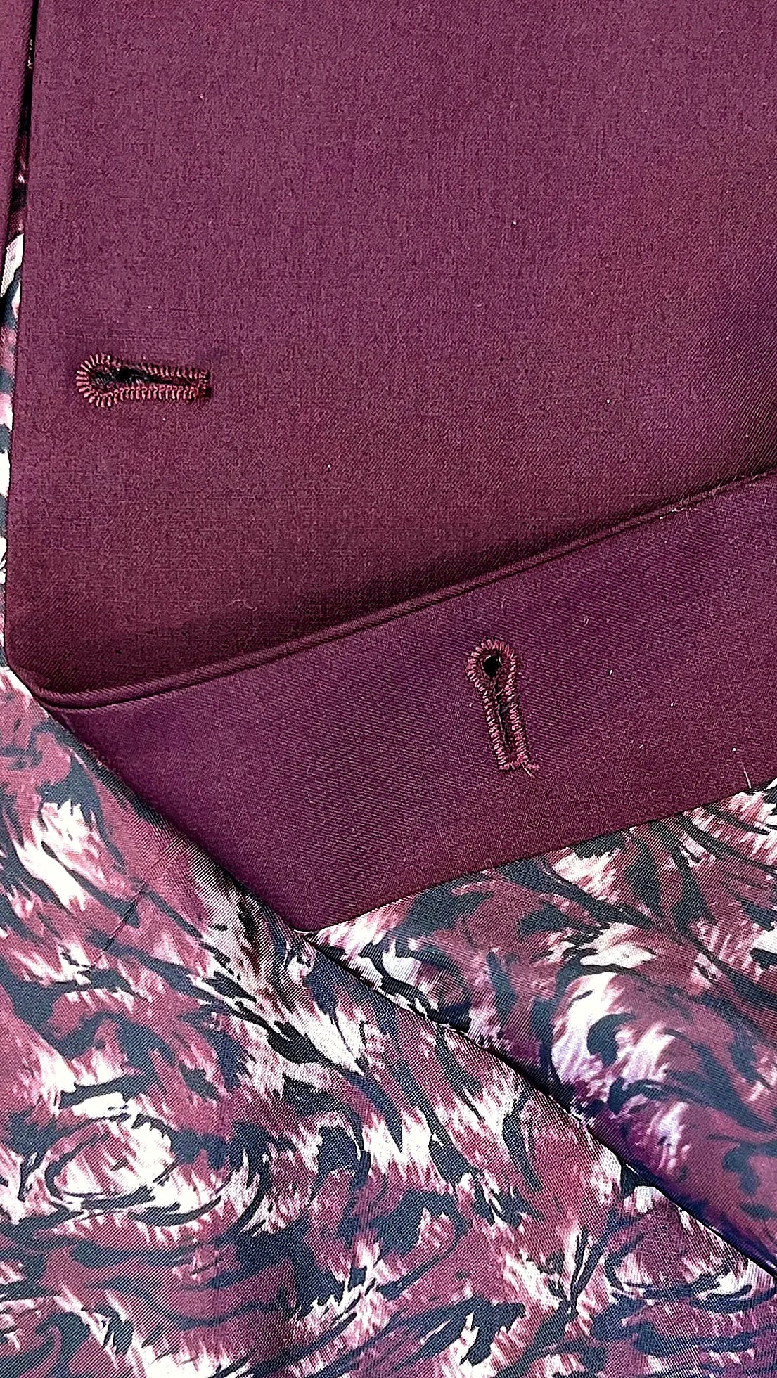 Premium Burgundy 3-Piece Men's Suit with Patterned Lining