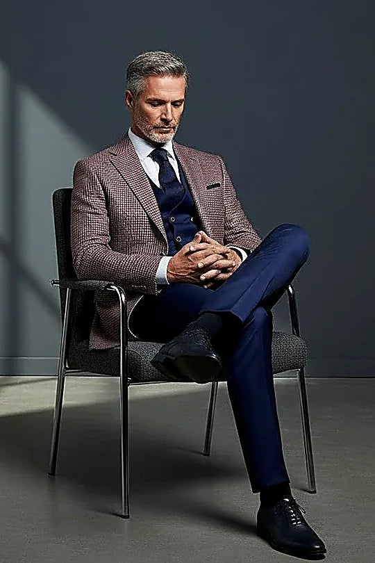 houndstooth in sapphire blue and earthy brown tones