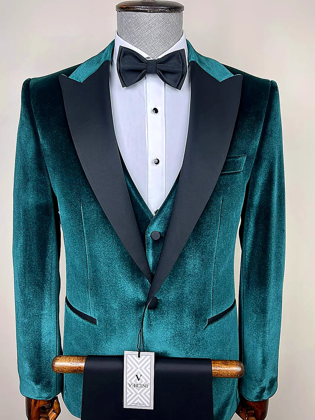Signature Velvet 3-Piece Tuxedo
