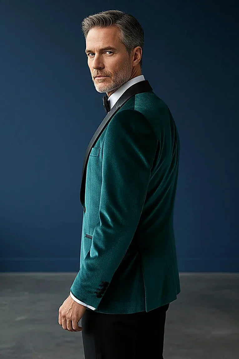 Signature Velvet 3-Piece Tuxedo