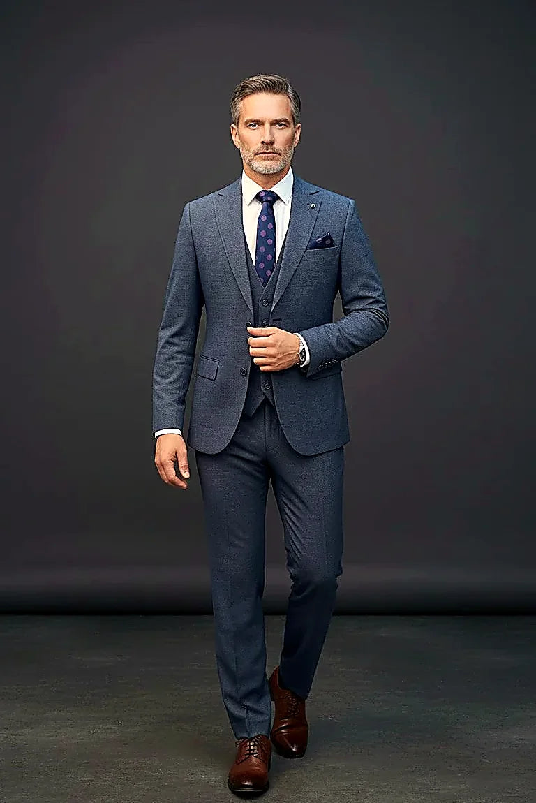 Three-Piece Dot Suit – Premium Tailored Menswear |
