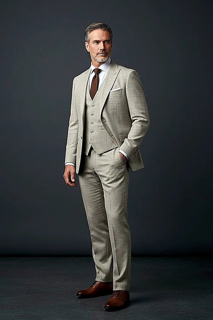 beige cloth cut with Italian-inspired proportions, on this beige Three-Piece Suit