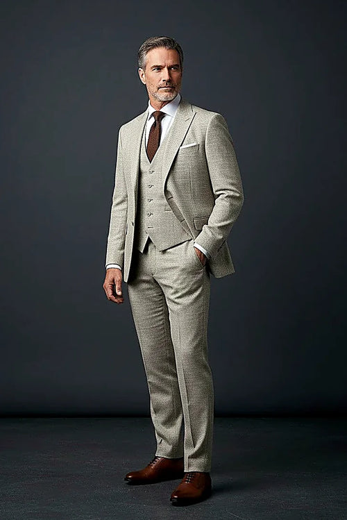 beige cloth cut with Italian-inspired proportions, on this beige Three-Piece Suit