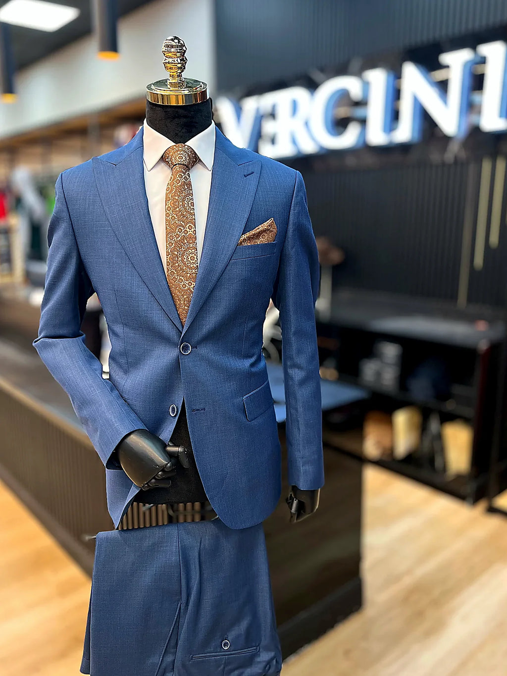 Versatile Vogue 2-Piece Suit | Slim Fit Men's Suit